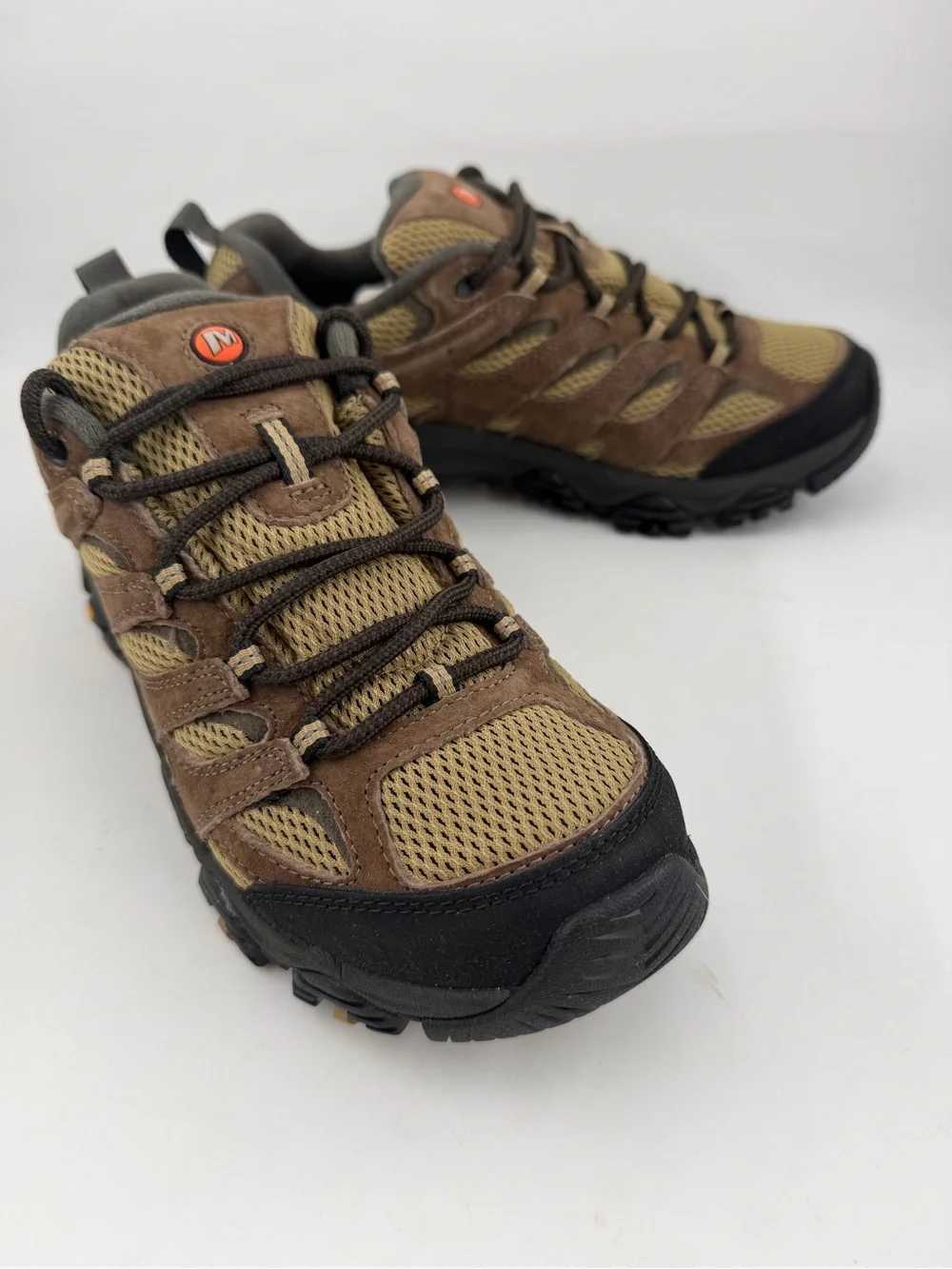 Merrell Men’s Moab 3 Vent Low -SZ 7- Waterproof Coyote Brown Hiking Boots